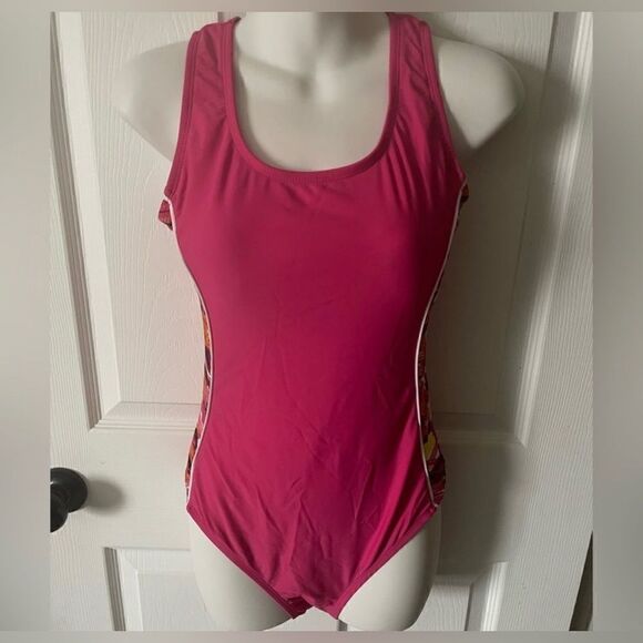 Catalina women’s one piece pink swimsuit size medium - Picture 1 of 7